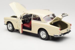 Volvo P121 Amazon Bela Revell 1:18 08866 Kovina – slika 5 od 8