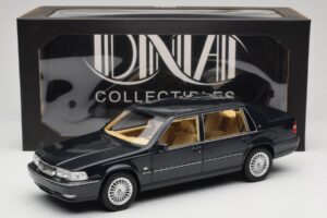 Volvo S90 Royal Blue DNA 1:18 DNA000088 Kovina – slika 6 od 6