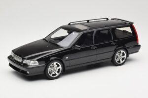 Volvo V70 R P80 Črn DNA 1:18 DNA000232 Kovina