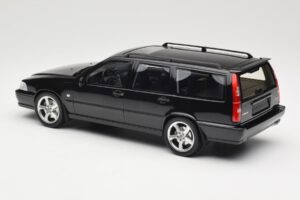 Volvo V70 R P80 Črn DNA 1:18 DNA000232 Kovina – slika 5 od 6