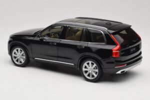 Volvo XC90 Onyx Black Paudi Model 1:18 9430842 Kovina – slika 7 od 8