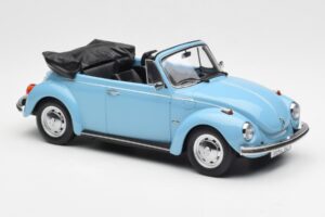 Volkswagen Beetle 1303 Kabriolet Svetlo Moder Norev 1:18 188531 Kovina – slika 4 od 6