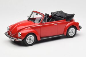 Volkswagen Beetle 1303 Kabriolet Rdeč Norev 1:18 188529 Kovina