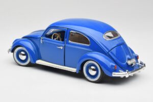 Volkswagen Beetle Modra Bburago 1:18 23124646 Kovina – slika 7 od 8