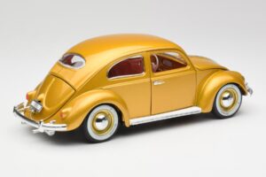 Volkswagen Beetle Zlata Bburago 1:18 3361 Kovina – slika 3 od 8