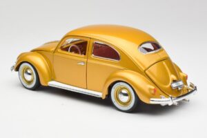 Volkswagen Beetle Zlata Bburago 1:18 3361 Kovina – slika 7 od 8