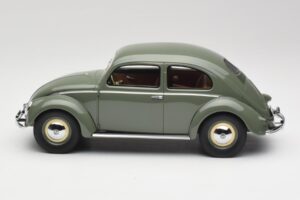 Volkswagen Beetle Beryl Zelen Minichamps 1:18 107054000 Smola – slika 3 od 6