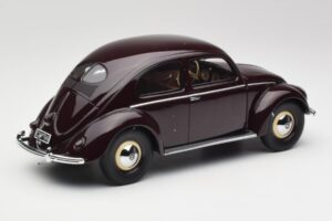 Volkswagen Beetle Ruby Rdeč Minichamps 1:18 107054002 Smola – slika 2 od 6
