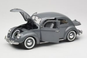 Volkswagen Export Sedan Agave Grey Maisto 1:18 100299 Kovina – slika 2 od 8