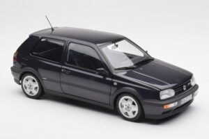 Volkswagen Golf Mk3 VR6 Vijolična Metalik Norev 1:18 188417 Kovina – slika 7 od 8