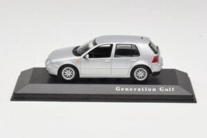 Volkswagen Golf Mk4 Reflex Srebrna Minichamps 1:43 4527111022 Kovina