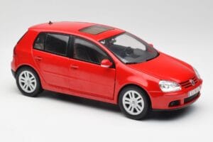 Volkswagen Golf Mk5 4-Door Tornado Rdeč Bburago 1:18 GOLF001 Kovina – slika 6 od 8