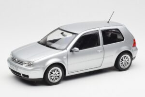 Volkswagen Golf Mk5 GTI Srebrn Norev 1:18 188570 Kovina