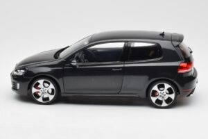 Volkswagen Golf Mk6 GTI Siv Metalik Norev 1:18 188503 Kovina – slika 4 od 7