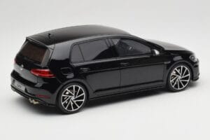 Volkswagen Golf R Mk7 Deep Black Otto 1:18 OT417 Smola – slika 2 od 6