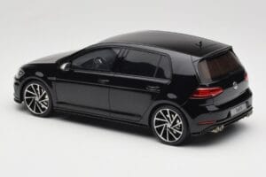 Volkswagen Golf R Mk7 Deep Black Otto 1:18 OT417 Smola – slika 5 od 6