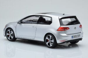 Volkswagen Golf GTI Mk7 Reflex Srebrn Norev 1:18 188551 Kovina – slika 7 od 8