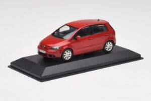 Volkswagen Golf Plus Tornado Rdeč Minichamps 1:43 821911110 Kovina – slika 2 od 4