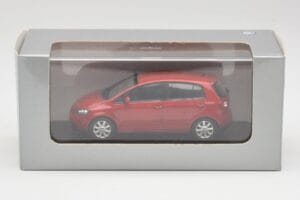 Volkswagen Golf Plus Tornado Rdeč Minichamps 1:43 821911110 Kovina – slika 4 od 4