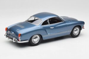 Volkswagen Karmann Ghia Coupe Neptune Modra Minichamps 1:18 155054022 Kovina – slika 2 od 6