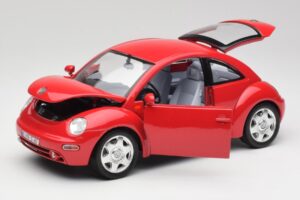 Volkswagen New Beetle Rdeč Bburago 1:18 3342 Kovina – slika 2 od 8