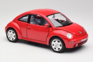 Volkswagen New Beetle Rdeč Bburago 1:18 3342 Kovina – slika 6 od 8