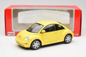 Volkswagen New Beetle Rumen Maisto 1:18 37800-M4 Kovina – slika 8 od 8