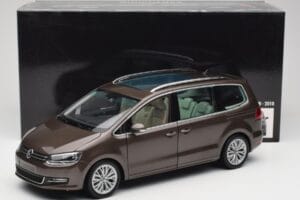 Volkswagen Sharan 7N Hrastovo Rjava Metalik Minichamps 1:18 110051001 Kovina – slika 8 od 8