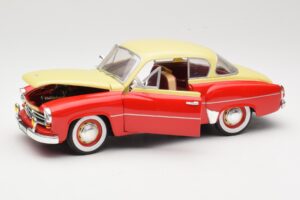Wartburg 311 Coupe Rdeč & Bež Revell 1:18 8418 Kovina – slika 2 od 8
