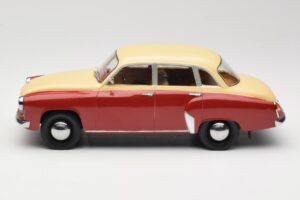 Wartburg 311 Dark Red Beige MCG 1:18 MCG18299 Kovina – slika 3 od 6