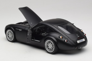 Wiesmann GT MF Matte Black Revell 1:18 WIESMANN002 Kovina – slika 5 od 8