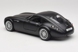 Wiesmann GT MF Matte Black Revell 1:18 WIESMANN002 Kovina – slika 7 od 8
