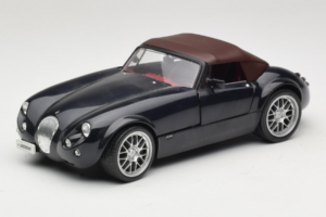Wiesmann Roadster MF Carbon Black Revell 1:18 WIESMANN001 Kovina – slika 3 od 9