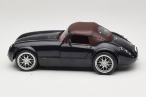 Wiesmann Roadster MF Carbon Black Revell 1:18 WIESMANN001 Kovina – slika 5 od 9