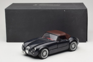 Wiesmann Roadster MF Carbon Black Revell 1:18 WIESMANN001 Kovina – slika 9 od 9