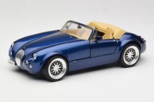 Wiesmann Roadster MF3 Modra Revell 1:18 Wiesmann Roadster MF3 Modra Revell 1:18 08861 Kovina