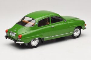Saab 96 V4 Zelen MCG 1:18 MCG18655 Kovina – slika 2 od 6