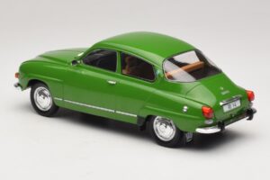 Saab 96 V4 Zelen MCG 1:18 MCG18655 Kovina – slika 5 od 6