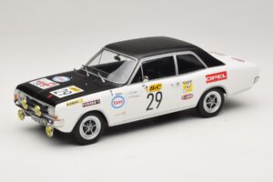Opel Commodore A #29 J-L. Clarr / J-P. Peyroux Tour de France Automobile 1971 MCG 1:18 MCG18562R Kovina