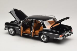 Mercedes 280 SE W108 Črn Norev 1:18 183360 Kovina – slika 5 od 8