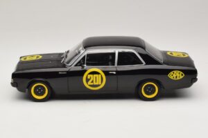 Opel Rekord C #201 Black Widow MCG 1:18 MCG18560 Kovina – slika 3 od 6
