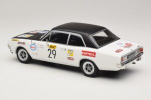 Opel Commodore A #29 J-L. Clarr / J-P. Peyroux Tour de France Automobile 1971 MCG 1:18 MCG18562R Kovina – slika 5 od 6