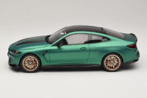 BMW M4 CS G82 Frozen Isle of Man Green GT Spirit 1:18 GT994 Smola – slika 3 od 6