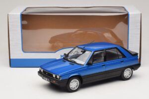 Renault 11 TXE Blue Metallic MCG 1:18 MCG18591 Kovina – slika 6 od 6