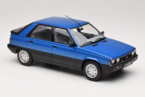 Renault 11 TXE Blue Metallic MCG 1:18 MCG18591 Kovina – slika 4 od 6
