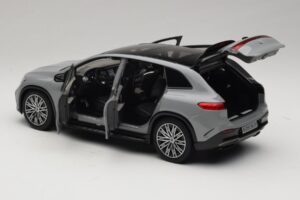 Mercedes EQS SUV X296 Manufaktur Alpine Grey NZG 1:18 B66960591 Kovina – slika 5 od 8