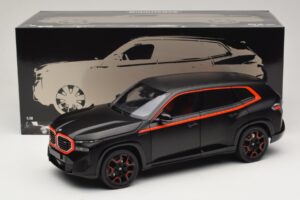 BMW XM G09 Matt Black Minichamps 1:18 110023301 Kovina – slika 8 od 8