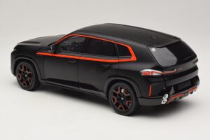 BMW XM G09 Matt Black Minichamps 1:18 110023301 Kovina – slika 7 od 8