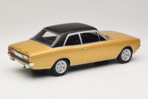 Opel Commodore A Bež MCG 1:18 MCG18559 Kovina – slika 2 od 6