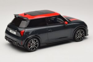 Mini Cooper JCW F66 Legend Grey Otto 1:18 OT1244 Smola – slika 2 od 6